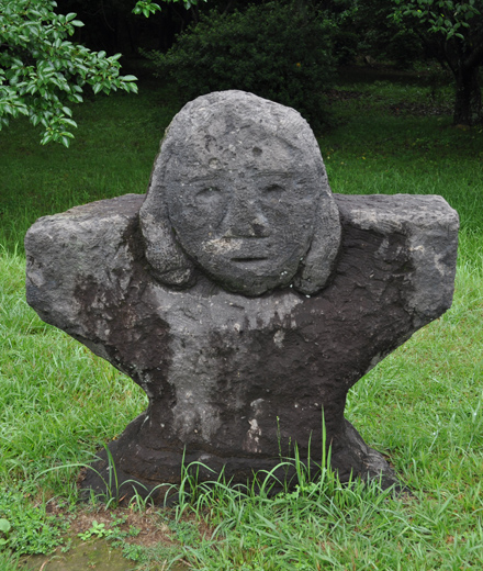 Yame Stone Lanterns