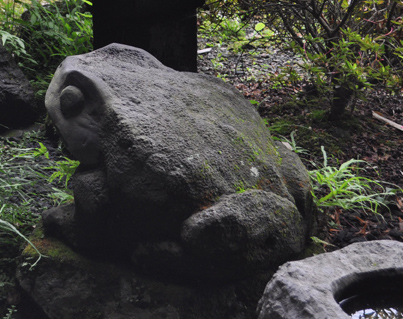 Yame Stone Lanterns