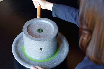 07. Matcha Grinding Experience